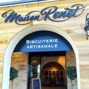 Au Petit Versailles Gourmand-Maison Renet -Valognes en Cotentin
